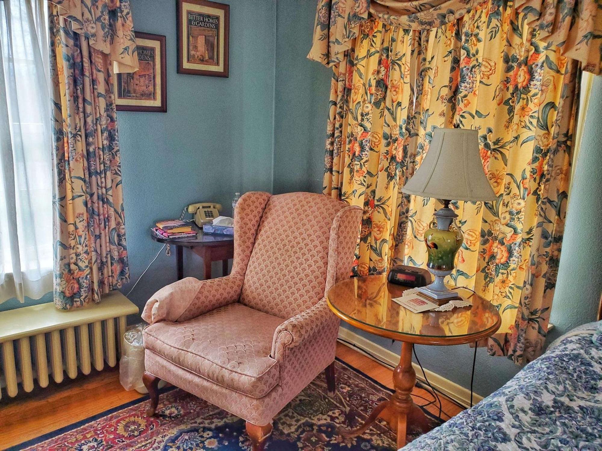 סגינאו Montague Inn Bed & Breakfast מראה חיצוני תמונה